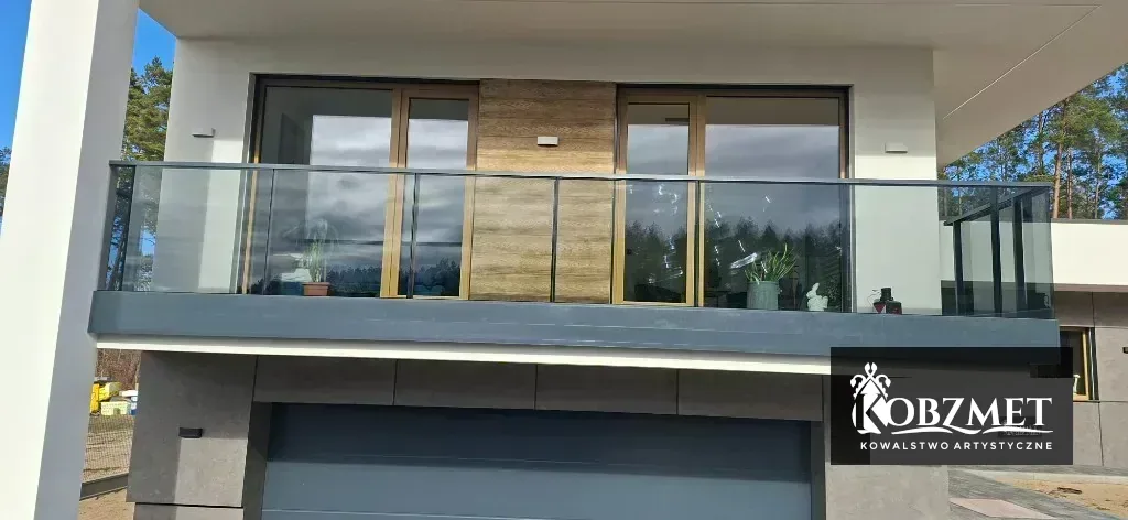 Balustrada zewnętrzna szklana KOBZMET